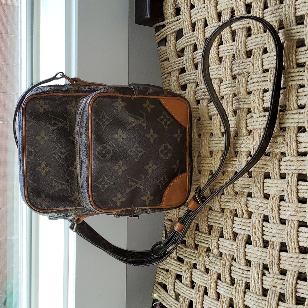 Louis Vuitton Vintage Monogram Amazone Crossbody Bag - Picture 1 of 16